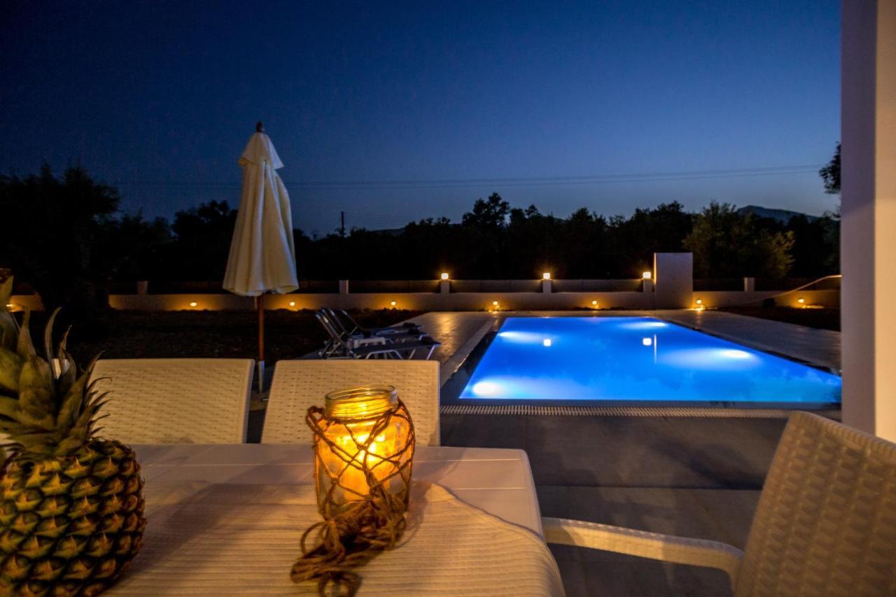 Villa Boviana With Private Swimming Pool Agios Sostis  Εξωτερικό φωτογραφία
