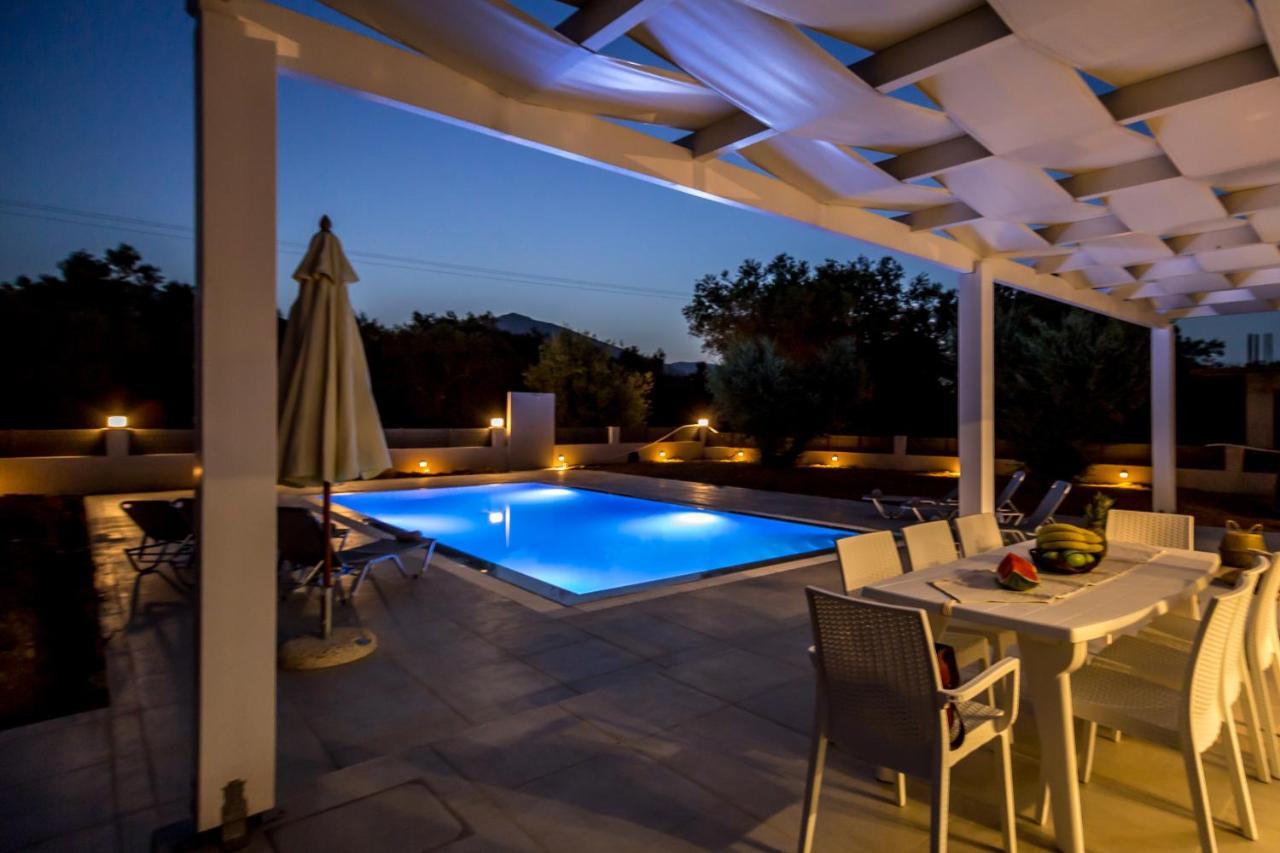 Villa Boviana With Private Swimming Pool Agios Sostis  Εξωτερικό φωτογραφία
