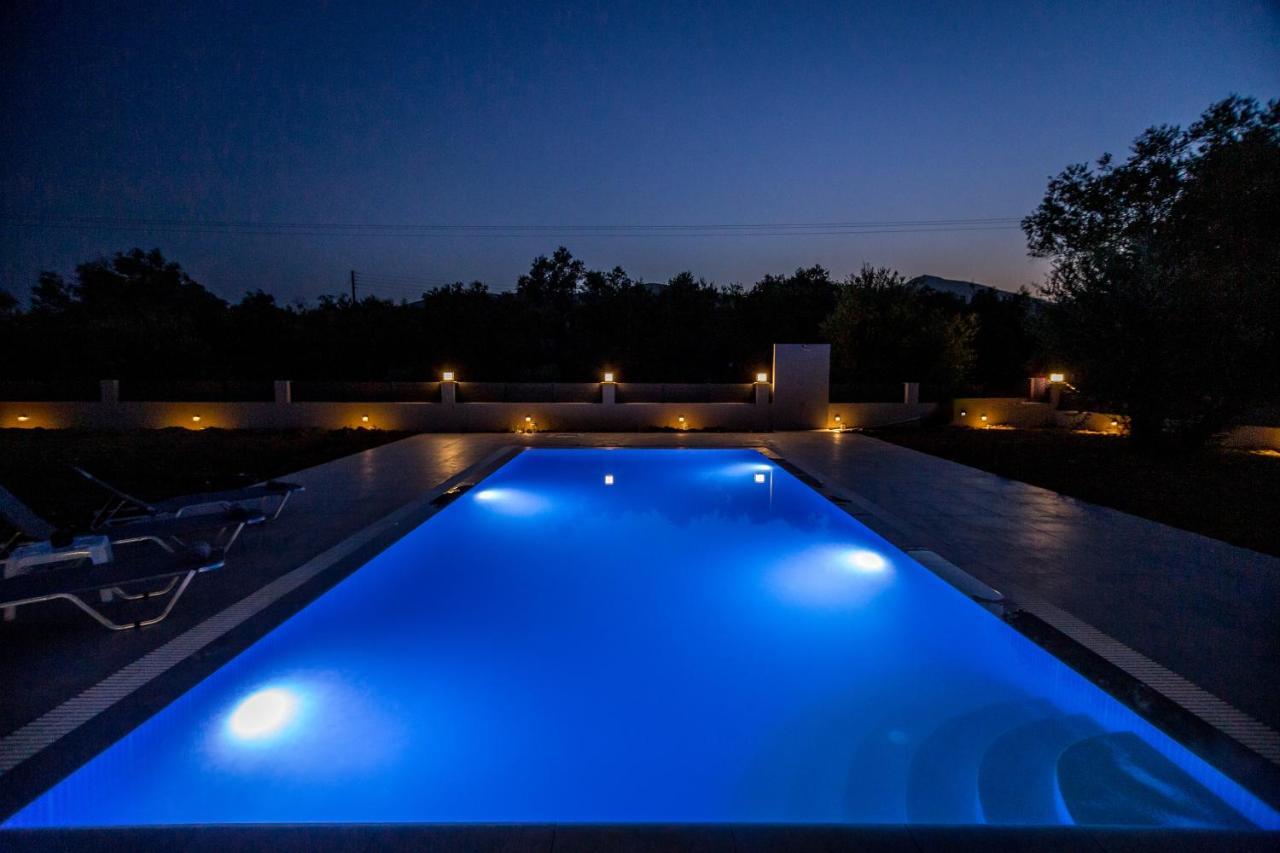 Villa Boviana With Private Swimming Pool Agios Sostis  Εξωτερικό φωτογραφία