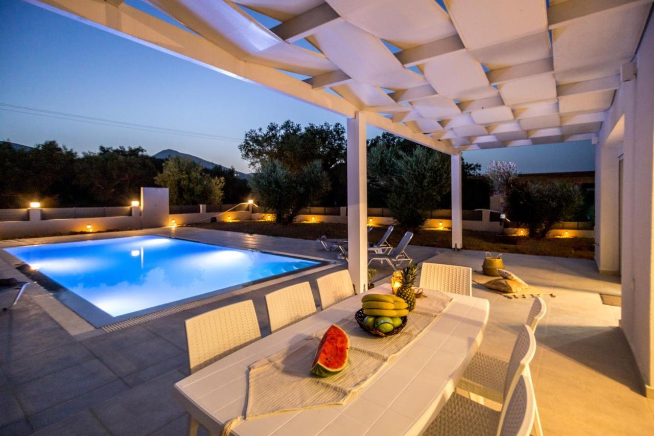 Villa Boviana With Private Swimming Pool Agios Sostis  Εξωτερικό φωτογραφία
