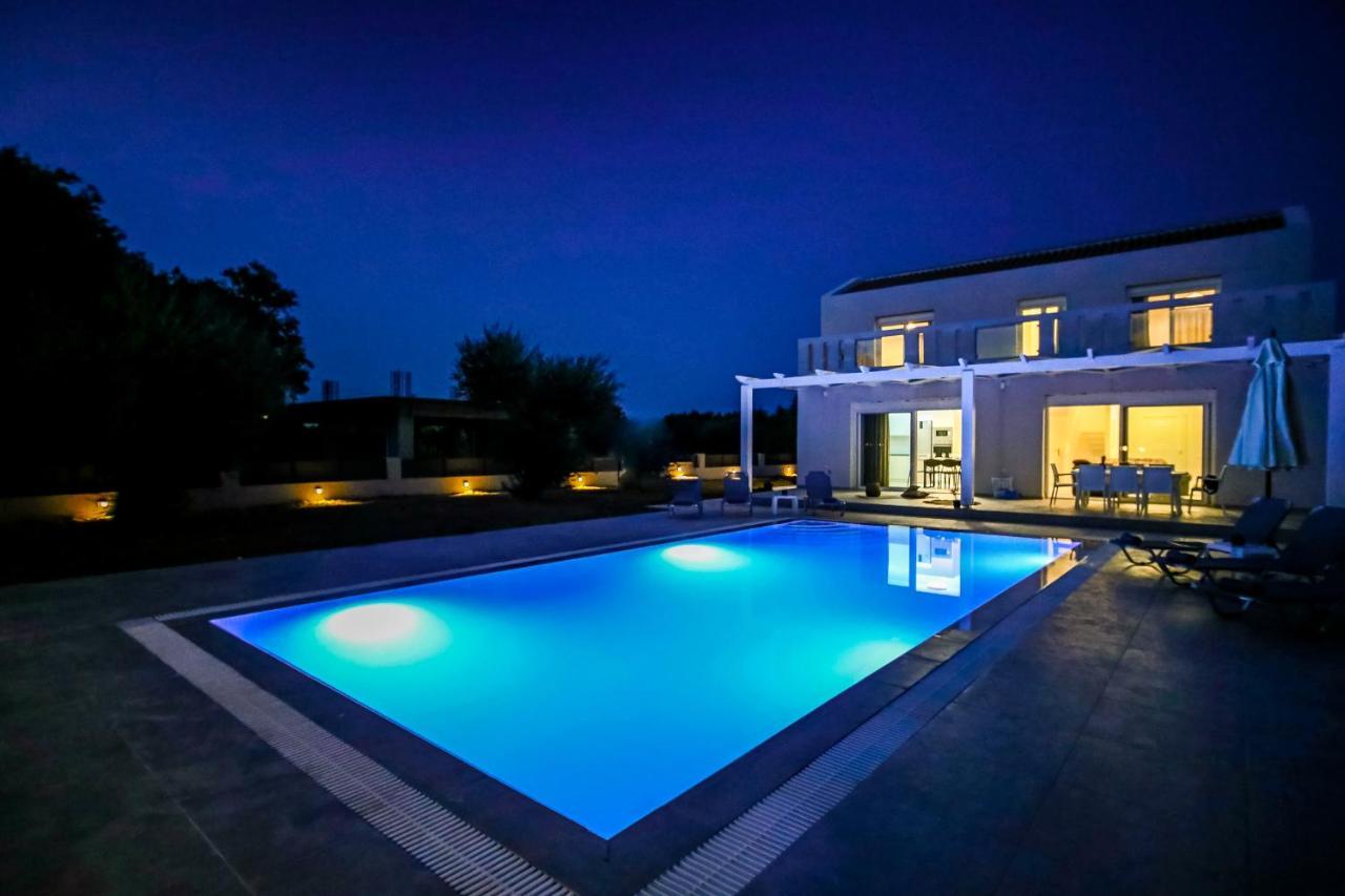 Villa Boviana With Private Swimming Pool Agios Sostis  Εξωτερικό φωτογραφία