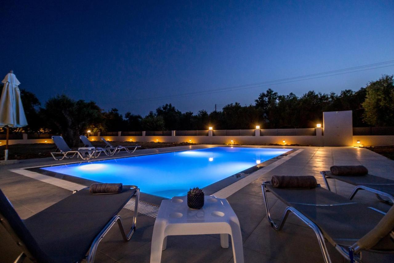 Villa Boviana With Private Swimming Pool Agios Sostis  Εξωτερικό φωτογραφία